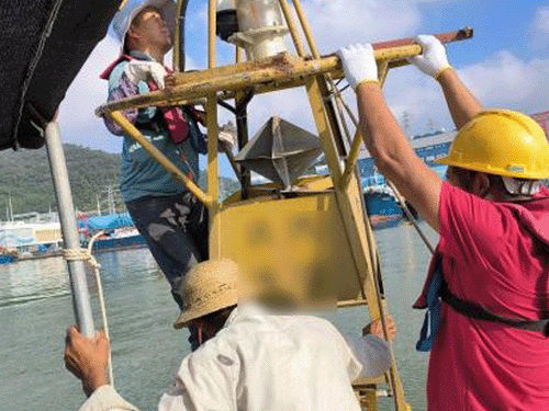 广东珠海市某渔港专用浮标维护保养项目